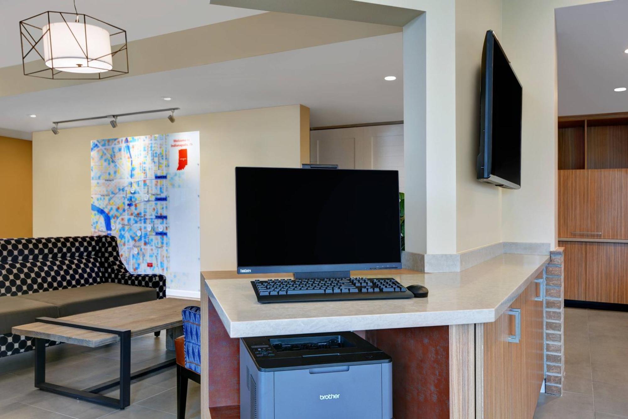 Towneplace Suites By Marriott Indianapolis Downtown Bagian luar foto