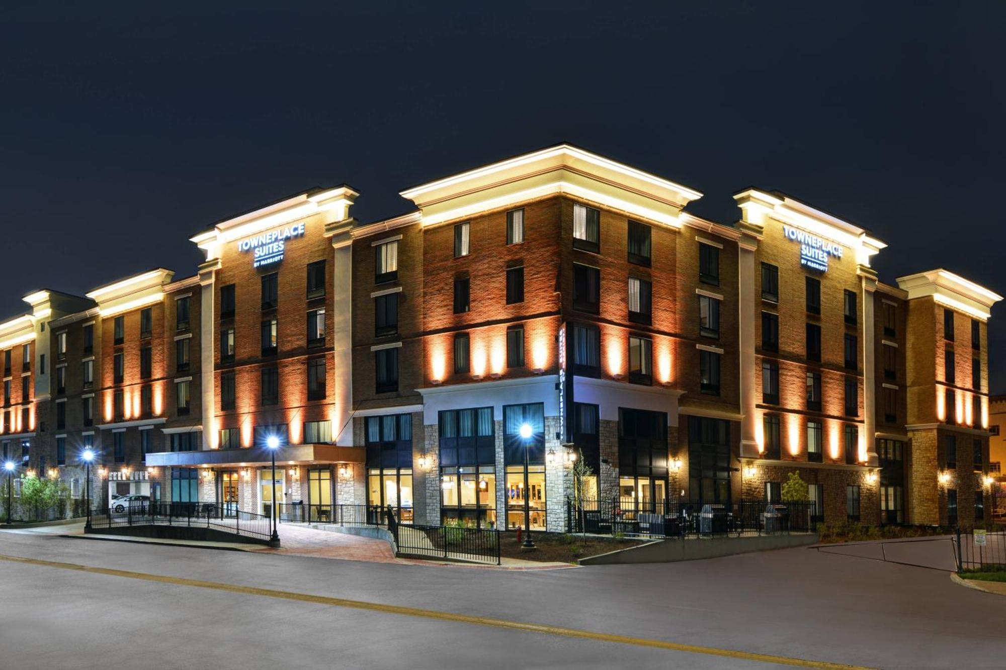 Towneplace Suites By Marriott Indianapolis Downtown Bagian luar foto